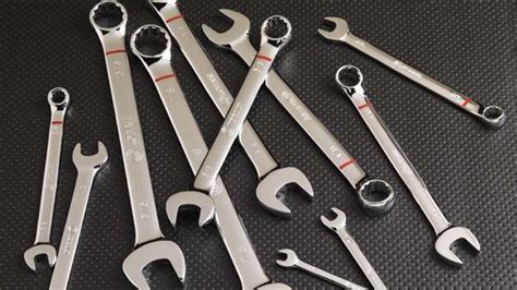Wrench Guide Types Of Wrenches Uses And Features Lowes Wrenches