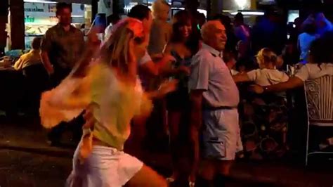 Lovely Blonde Russian Girls Dancing Walking Street Pattaya Youtube