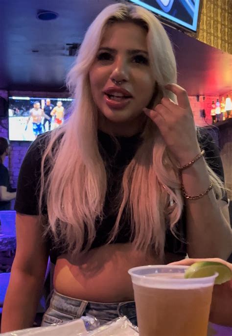 Sexy Blonde Latina W Fake Lips Tight Jeans Forum