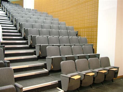 Help With Planning And Choosing Lecture Theatre Seating Evertaut