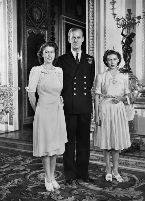 Februar befand sich philip bereits in einem londoner krankenhaus. Royals: Prinz Philip und die Queen - seit 72 Jahren verheiratet | BRIGITTE.de