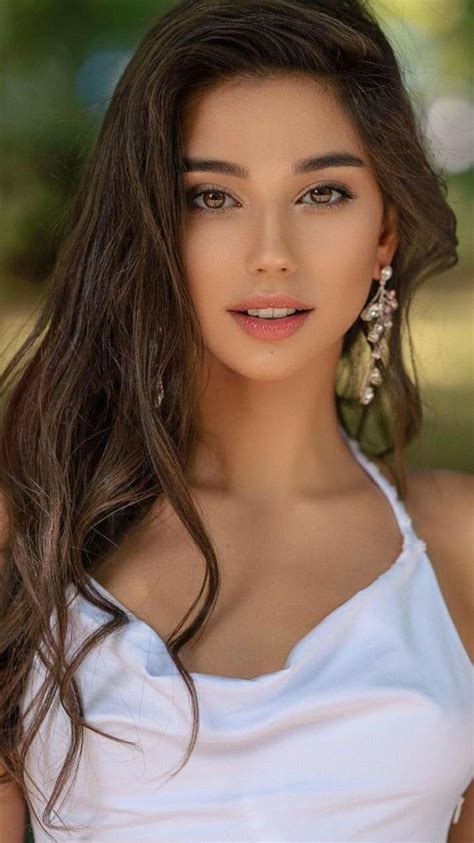 Pin By Hosoya On Beauty Girl In 2021 Beautiful Girl Face