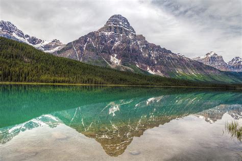 Bow Lake Icefields Parkway Banff National Park Alberta Ca Photograph By