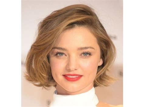 Taglio di capelli per ogni tipo di viso. Ovale, rotondo o squadrato? Il taglio di capelli per ogni ...