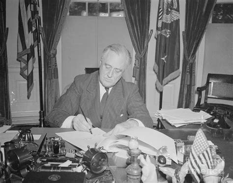 President Franklin Roosevelt Signing Photograph By Bettmann Pixels