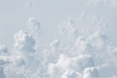 Since this article was so popular and it still is, we've decided to update our minimalist wallpapers collection with new cool high quality wallpapers. white cloudy sky | Aesthetic desktop wallpaper, Computer ...