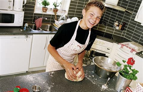 Aprender A Cocinar Es Muy Bueno Para Los Adolescentes