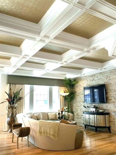 Builders pay particular attention to ceiling architectural details in. 50+ incredible Coffered Ceiling Design You Must Love ...