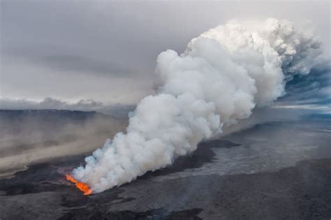Bardarbunga Volcano Erupts On Iceland Spewing Molten Lava And Ash In