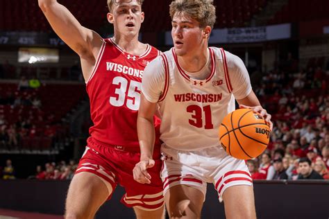 Wisconsin Basketball Red White Scrimmage Heres What Stood Out