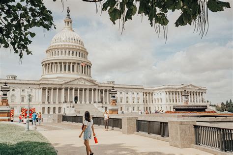 15 Honest Pros And Cons Of Living In Washington Dc Lets Talk