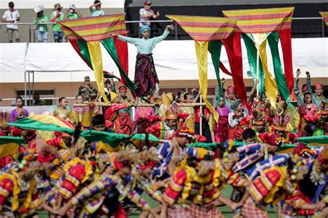 Colorful Opening Of Palarong Pambansa In Davao Abs Cbn News