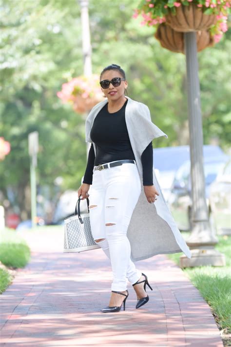 4 Ways To Wear White Jeans This Fall — Pattys Kloset