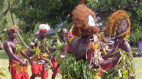 Ceremonial Welcome Dance Papua New Guinea 4 Youtube