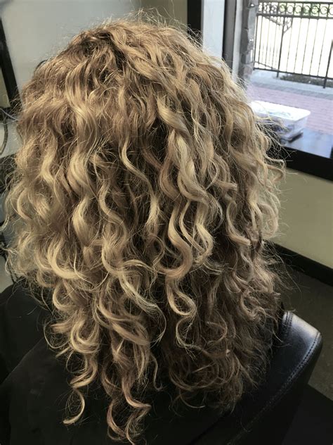 Curly Hair Devacurl Devacut Hair By Jody Brinkmeier Curly Hair Styles Curly Girl Method Hair Dos