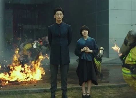 Netflix韓国映画神と共にあらすじをご紹介感想も ラブリーkayoppiブログ