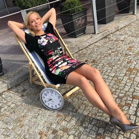 Ina Dietz Surfdietz • Instagram Fotos Und Videos Ina Dietz Sexy Beine Hübsche Frau
