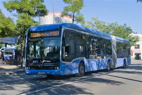 Der MAN 750 HO M 11 A des Omnibusclub München durfte beim 851 Münchner