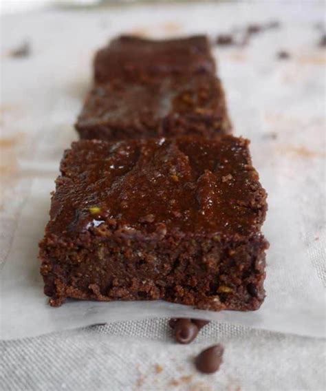 Most brownies are made with a combination of flour, butter, sugar, and chocolate. Fudgy Paleo Brownies