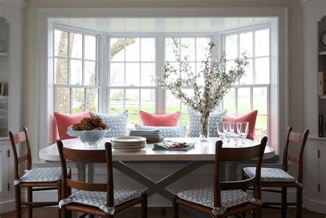 We strive our best to bring the latest and fresh new ideas for. Sweet dining room featuring built-in bench filling bay ...