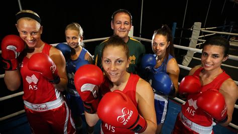 Former Commando Helping Australias Women Boxers To Become A Feared