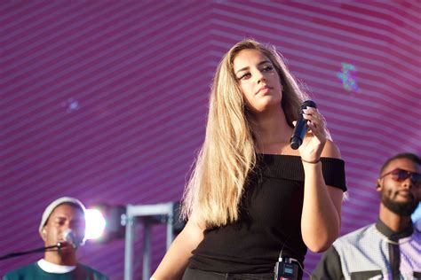 Alina Baraz Kicks Off The Twilight Concert Series With Sultry Vibes
