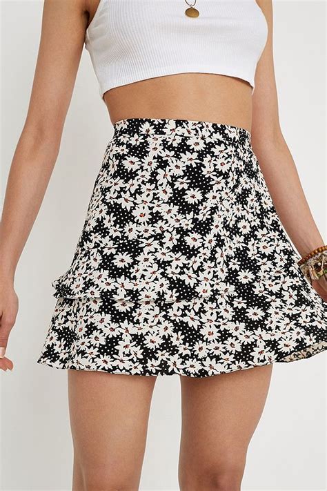 Uo Daisy Spot Ruffle Mini Skirt Urban Outfitters Uk Mini Skirts Ruffle Mini Skirt Urban