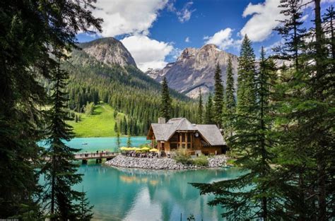 Emerald Lake Lodge Is The Best Resort In Yoho National