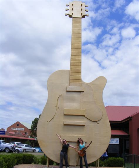 Worlds Largest Guitar In Tamworth New South Wales Big Things To See