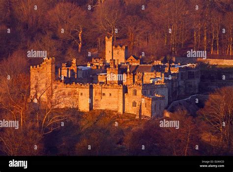 Haddon Hall Hi Res Stock Photography And Images Alamy