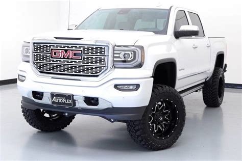 17 Gmc Sierra Denali 6 Inch Lift 20 Inch Fuel Wheels Navigation Sunroof