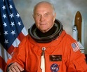 John Glenn Biography - Childhood, Life Achievements & Timeline