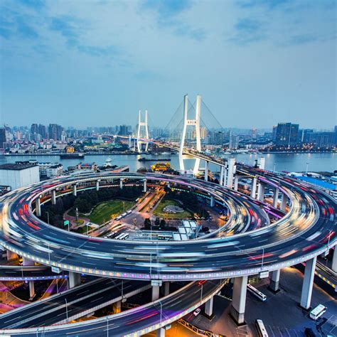 Chinese auto market keeps recovering in august 2020 posting the fourth positive month in a string. Riding China's huge, high-flying car market | McKinsey