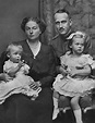 The family of Prince and Princess Heinrich XXXIII Reuss of Köstritz ...