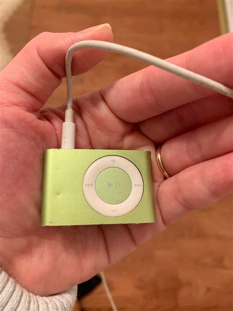 My Mini Ipod Shuffle From 2006 Still Works Great And I Use It Daily