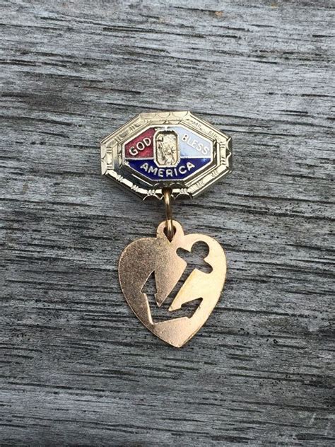 Genuine Vintage Wwii Sweetheart Pin Us Navy By Dpsdeadpeoplesstuff