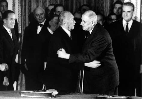 Selecione entre imagens premium de konrad adenauer; Élysée-Vertrag: Deutsch-französische Freundschaft - DER ...