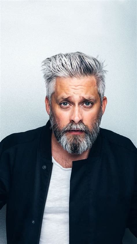 40 Winning Grey Hair Styles For Men Buzz 2018 Grey Hair Men Mens