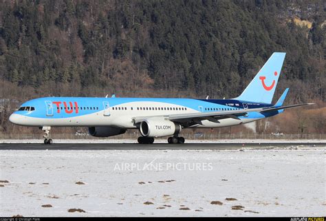 G Oobf Tui Airways Boeing 757 200 At Innsbruck Photo Id 1496188