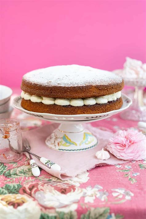 Looking For A Foolproof Victoria Sponge Recipe Use My Easy Method For