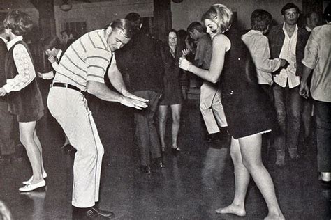 Pictures Of High School Awkward Dances From The 1970s ~ Vintage Everyday