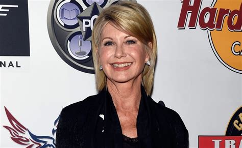 Olivia Newton John Thanks Her Fans Following Breast Cancer Diagnosis