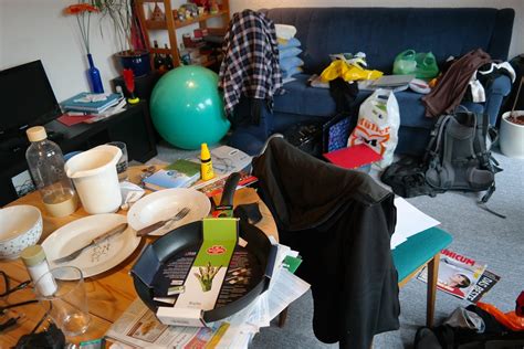 7 Signs Its Time To Ask For Help With Your Home Disorganization Problems