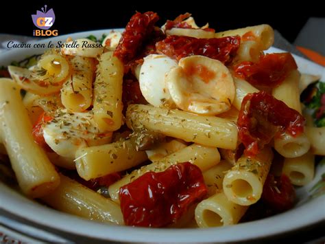 I pomodori secchi sono spesso utilizzati anche come ingrediente. Pasta ai pomodori secchi | Cucina con le Sorelle Russo