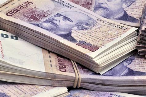 Peso Argentino Cae En Medio De Una Creciente Desconfianza El Venezolano De Houston