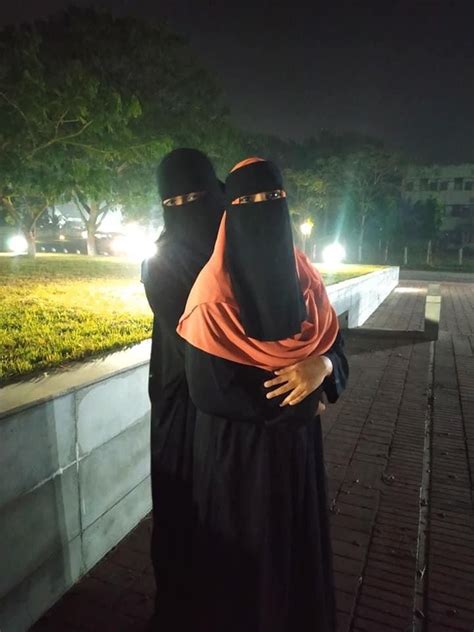 niqab love cute lesbian couples niqab beautiful hijab