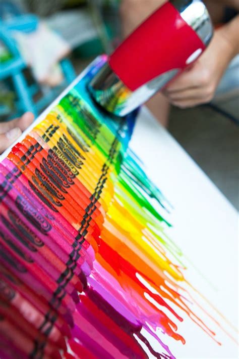6 Projects That Reuse Broken Crayons Crayon Crafts