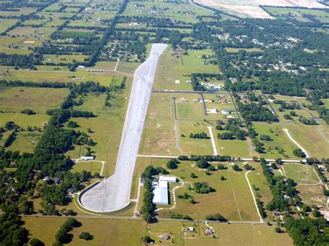 The very layout of his new house is testament to travolta's love of flying. John Travolta's House Is A Functional Airport With 2 ...