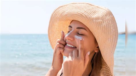 common sunscreen mistakes you need to stop making beautynews uk