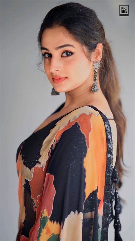 ayesha khan wallpaper most beautiful indian actress gorgeous girls beautiful actresses